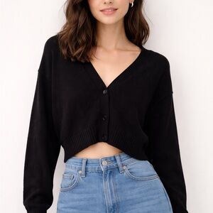 Uniqlo Black Cropped V-Neck Cardigan